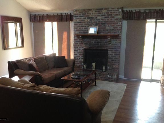 4th image of 10731 Hearthstone Dr