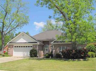 204 Bellemeade Cir, Warner Robins, GA 31088