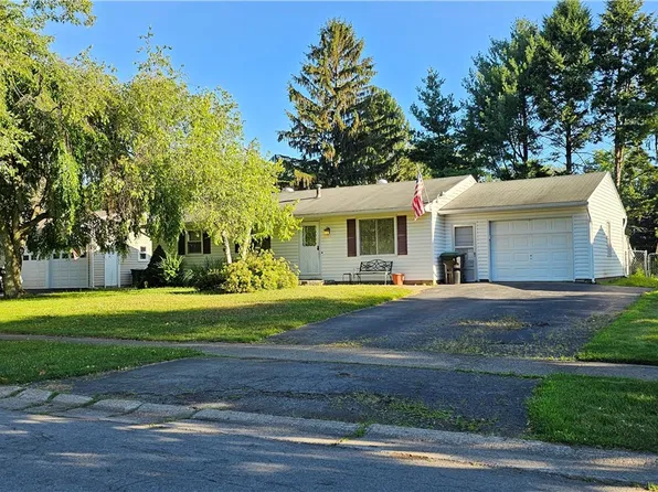 84 Donna Rd, Rochester, NY 14606