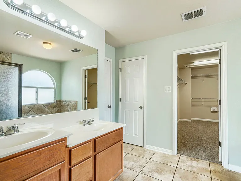 10714 Shetland Brk — Photo 18
