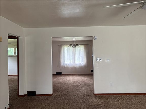 5th image of 359 McKlveen Rd