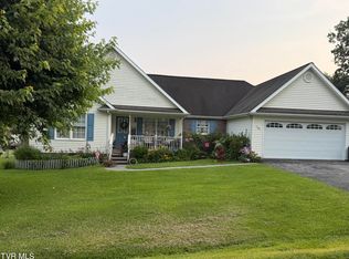 106 Kelly St NE, Wise, VA 24293