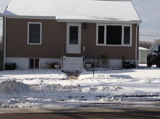 810 N 16th St, Bismarck, ND 58501