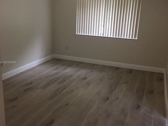5th image of 9923 Costa Del Sol Blvd