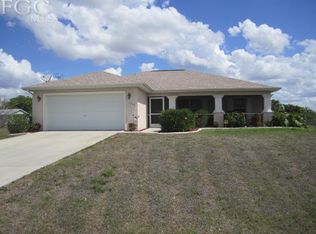 1311 NE 9th Pl, Cape Coral, FL 33909