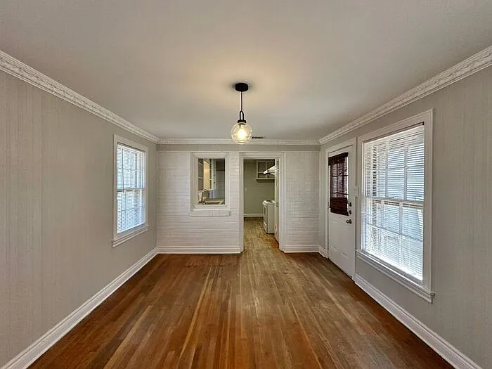 1309 S Robertson Ave — Photo 16
