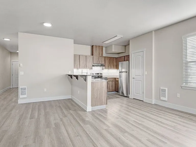 River Ridge — Photo 13