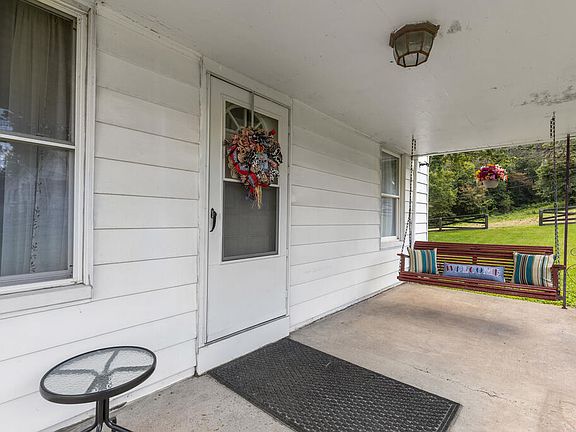 4th image of 3358 Apple Pie Ridge Rd