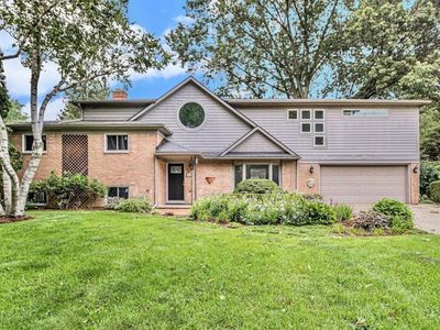 2388 Renfrew St, Keego Harbor, MI, 48320