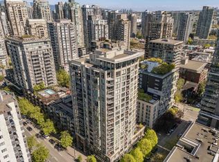 1082 Seymour St PENTHOUSE 10, Vancouver, BC V6B1X9