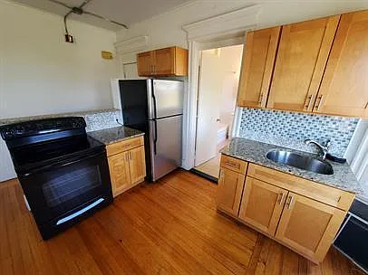 773 Madison Ave — Photo 11