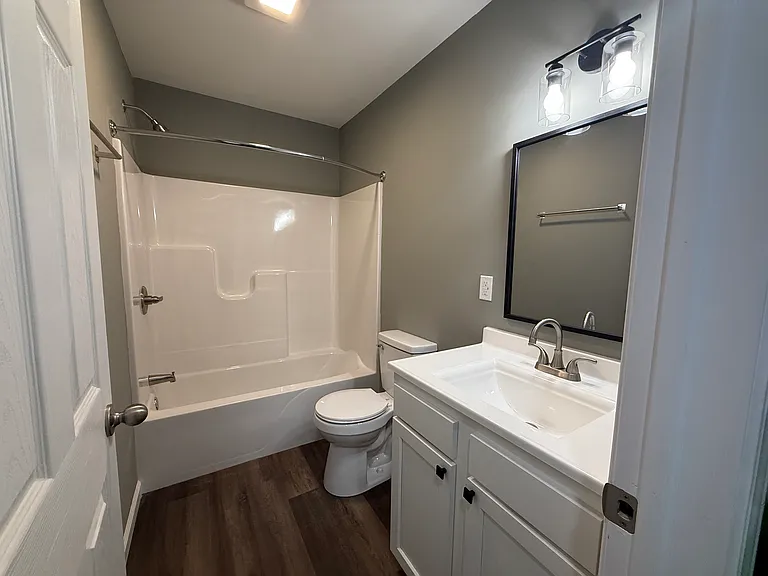 406 S Ireland St #408 — Photo 7