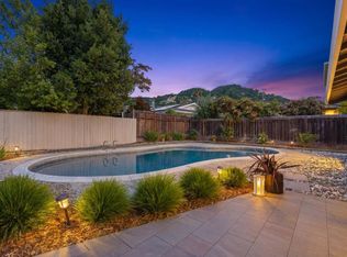 2725 Las Gallinas Ave, San Rafael, CA 94903