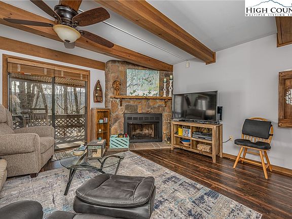 2nd image of 107 Maple Drive #C