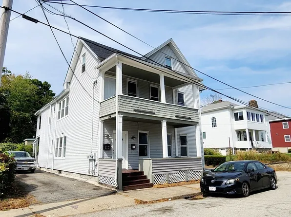 78 Oliver St, Southbridge, MA 01550