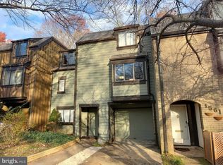 1563 Scandia Cir, Reston, VA 20190