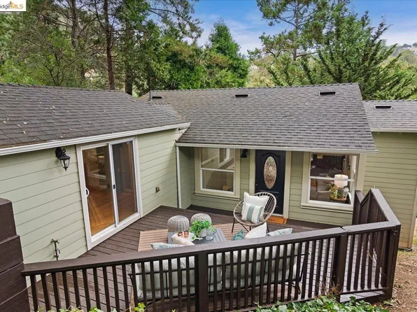 6206 Valley View Rd, Oakland, CA 94611