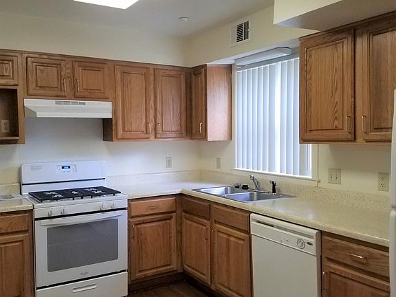 3rd image of 8264 Oconner Cres