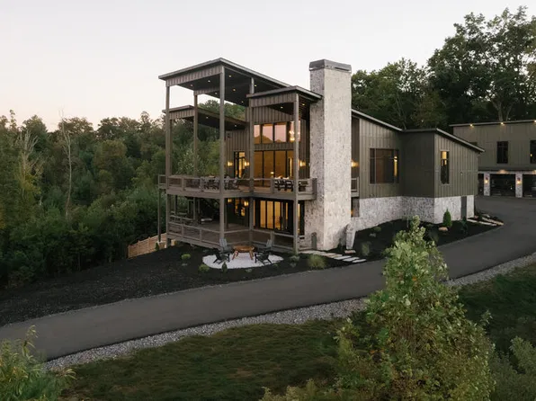 156 Coles Crossing Rd, Mineral Bluff, GA 30559