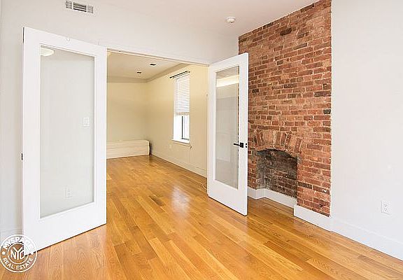 5th image of 64 Saint James Pl #3B