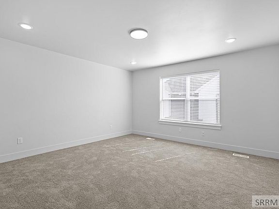 5th image of 276 Blue Sky Ct