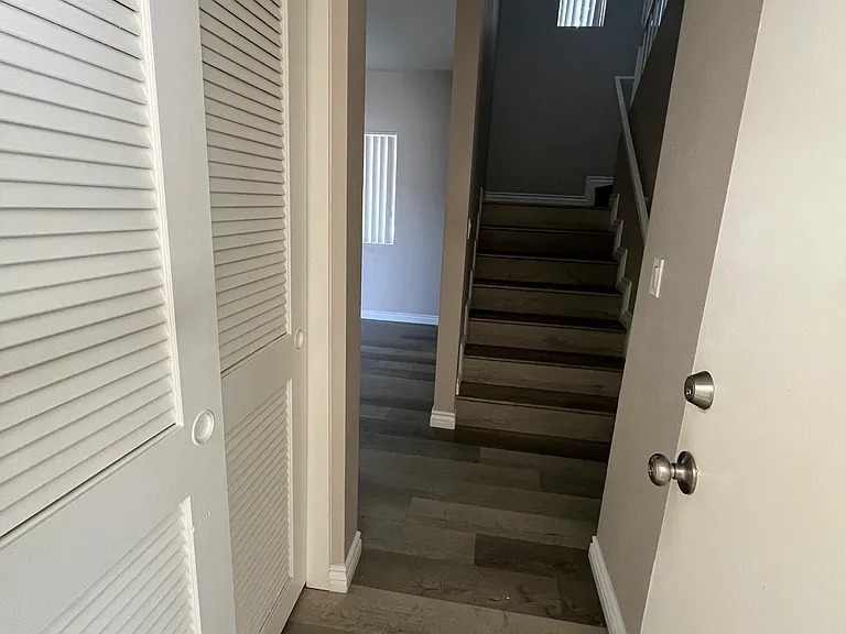 20601 Seine Ave #15 — Photo 13