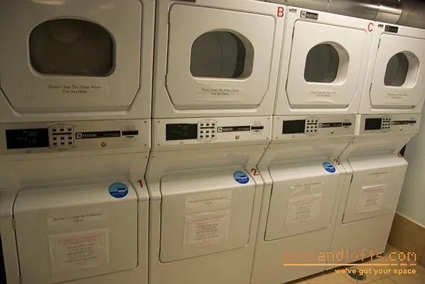 Rented by aptsandlofts.com | media 21