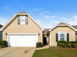 2912 Village Center Dr, Dallas, NC 28034