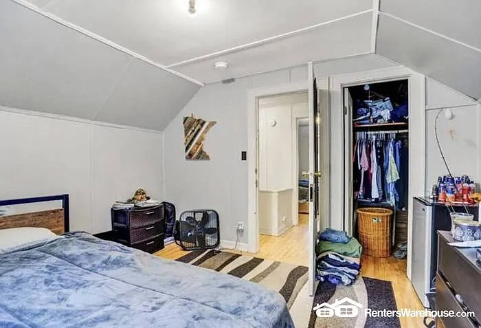 2036 Iglehart Ave — Photo 4