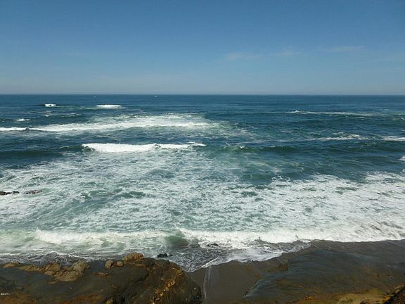 3rd image of 150 Fishing Rock Dr