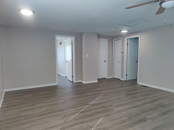 3rd image of 2270 Rose Ave #2