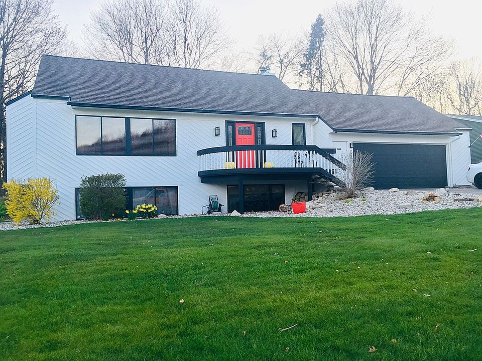 1st image of 7363 Arbol Dr NE