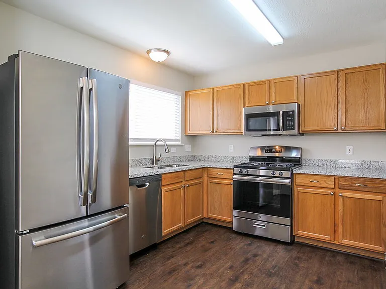 9711 Farrell Dr — Photo 8