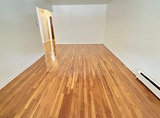 6149 219th St #1, Oakland Gardens, NY 11364