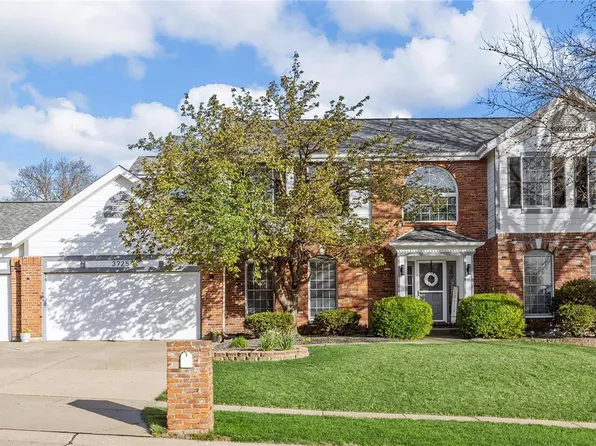 3725 Bluff Spring Dr, Saint Charles, MO 63303
