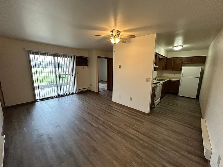 Prairie Village Apartments — Photo 4