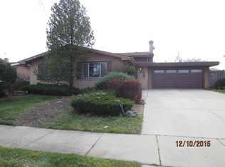7931 Arcadia St, Morton Grove, IL 60053