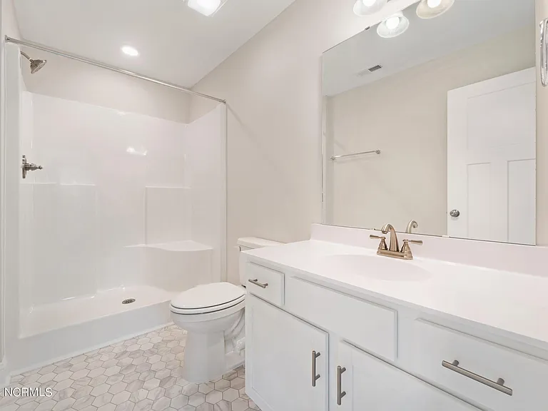 611 Jacks Crossing Dr — Photo 11