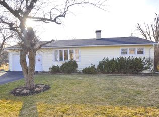 2918 N Meadow Lark Ln, Waukegan, IL 60087