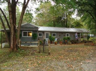 345 Janeal Dr, Goreville, IL 62939