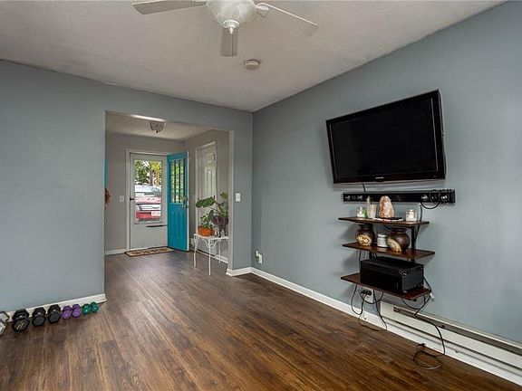 4th image of 12506 Alton Dr