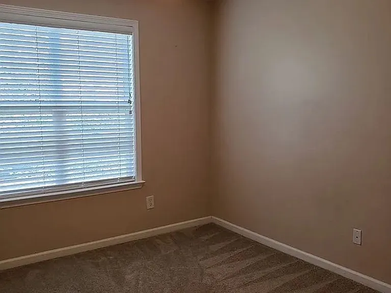 10318 McGoogan Ln — Photo 23