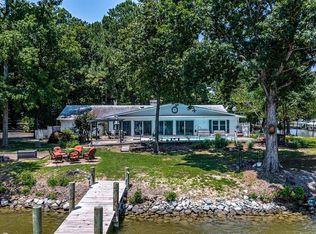 877 Wheatland Acres Rd, Lottsburg, VA 22511