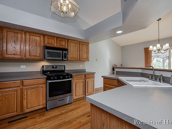 5th image of 6712 Langsford Ln