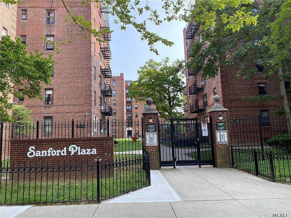 1st image of 144-58 Sanford Ave #52