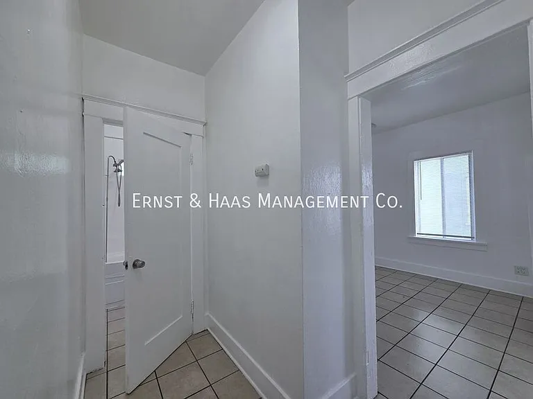 1436 Walnut Ave #1 — Photo 9