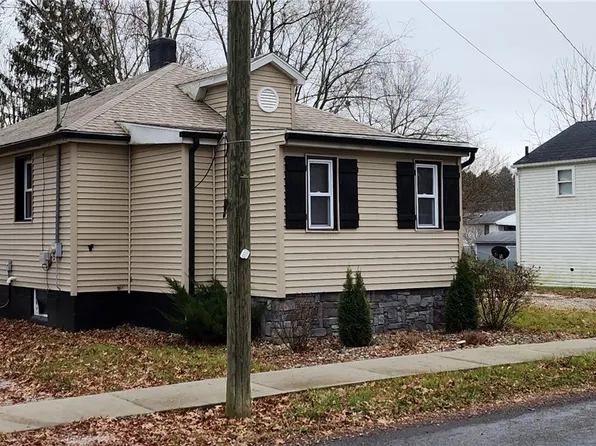 834 Buckeye St, Orrville, OH 44667