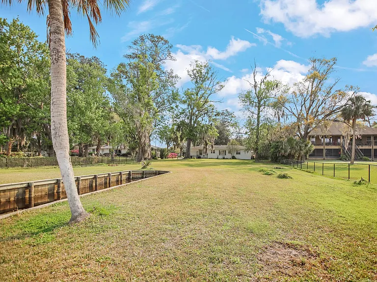 Ortega Forest Dr — Photo 28