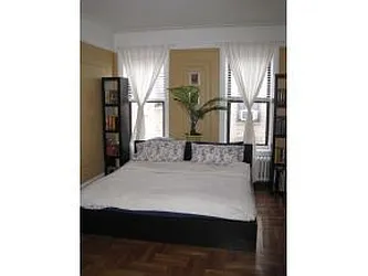 Sold by DONT USE Dreamlife Realty