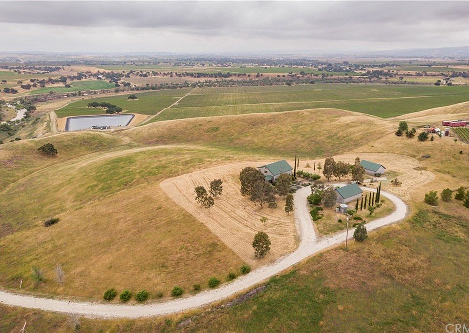 1st image of 1725 Valle Mirada